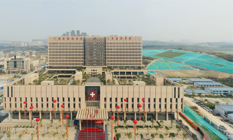 23广西壮族自治区人民医院-数量2100余套.jpg